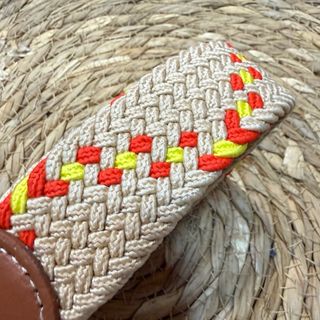 Cinturón trenzado beige y multicolor