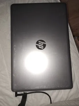 Portátil HP 250 G6 Rápido y Potente