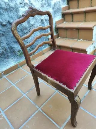 Silla antigua madera maciza asiento terciopelo