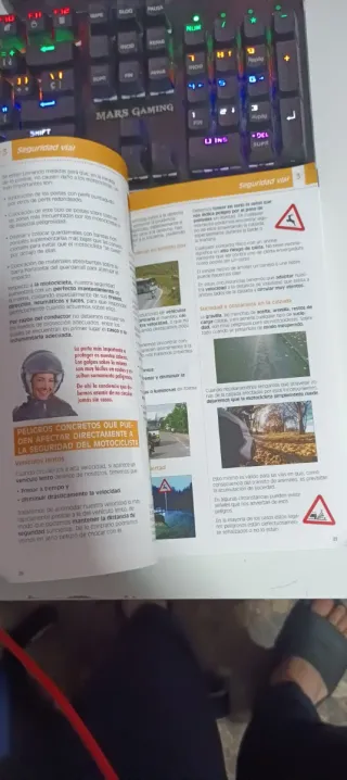 Manual Autoescuela Permisos A1 y A2