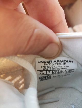 Zapatillas Under Armour Beige/Blanco