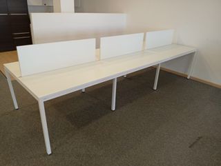 Conjunto mesas oficina con sillas