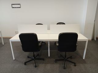 Conjunto mesas oficina con sillas