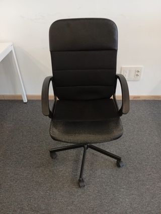 Conjunto mesas oficina con sillas