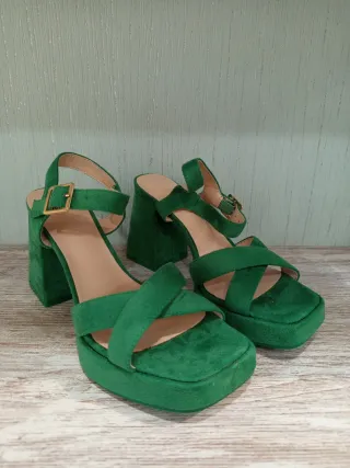 Sandalias verdes tacón plataforma talla 36/37