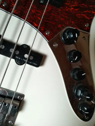 Basso Elettrico Sire Marcus Miller V7