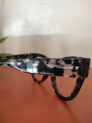 Montatura Giorgio Armani senza lenti