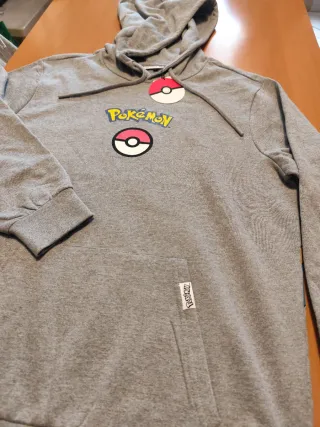 Felpa con cappuccio Pokémon Charizard grigia