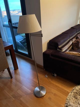 Lámpara de pie moderna