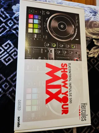 Mesa de mezclas Hercules DJControl Impulse 500