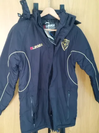 Abrigo Legea Negro a estrenar