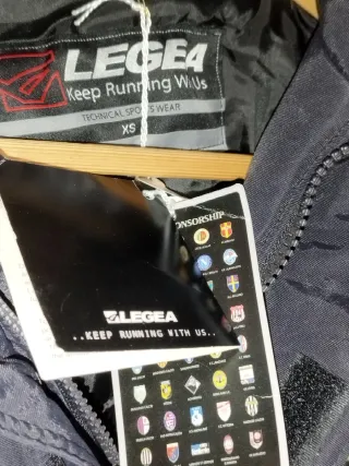 Abrigo Legea Negro a estrenar