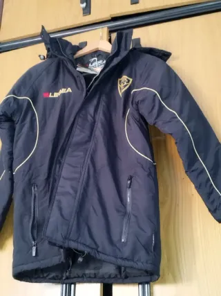 Abrigo Legea Negro a estrenar