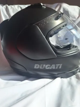 Casco Arai ducati Es nuevo