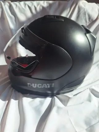 Casco Arai ducati Es nuevo