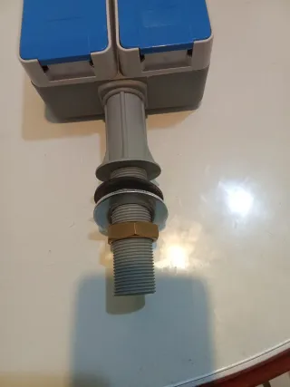 Base enchufe doble IP44 con tapa