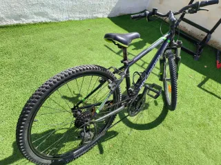 Bicicleta Rockrider ST500 24"