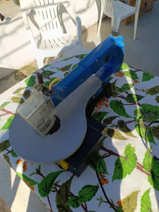 Sierra de marquetería 90W