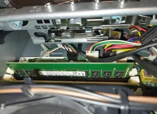 Ordenador HP EliteDesk 800 G1 SFF 4GB RAM