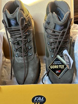 Botas de montaña Trekking FAL Talla 44