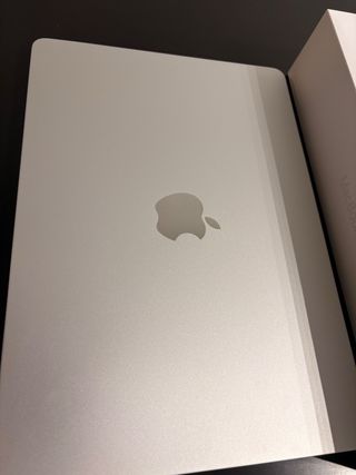 MacBook Air M2 13” 2023 Plata
