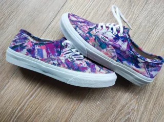 Zapatillas Vans cordones estampado floral