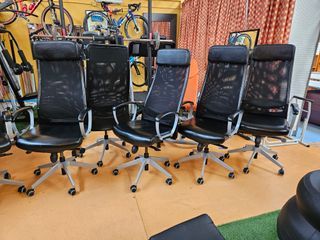 Cadeiras de escritório - Algumas marcas de desgast