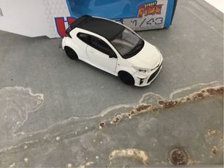 Burago Toyota Yaris 1/43
