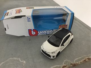 Burago Toyota Yaris 1/43