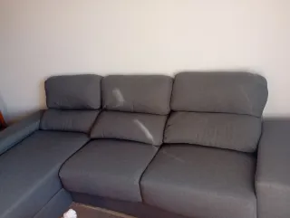 Sofá chaiselong gris tela