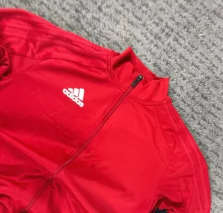 ¡¡OFERTA!! Talla S Chaqueta Adidas Roja