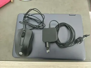 ASUS VivoBook Flip 12 TP203NA