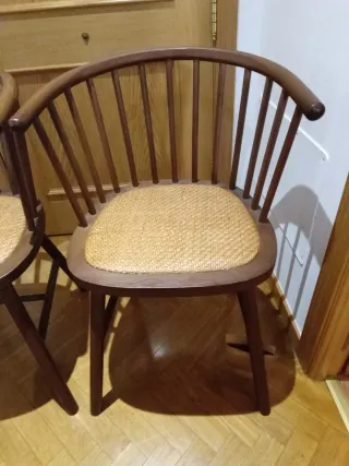 Juego de 2 sillas de madera