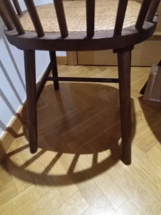 Juego de 2 sillas de madera