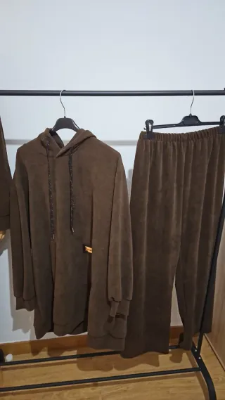 Conjunto de falda de pana