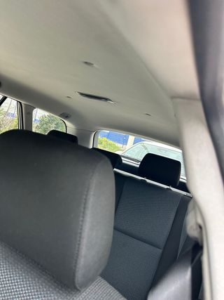 Toyota Avensis Familiar 2008