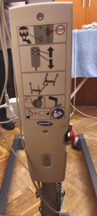 Grúa eléctrica Invacare Birdie Compact 150 kg