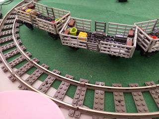 Lego Tren 60052 cuatro Vagones Porta Animales