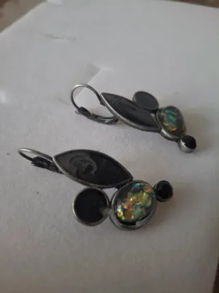 Conjunto de bisutería collar y pendientes