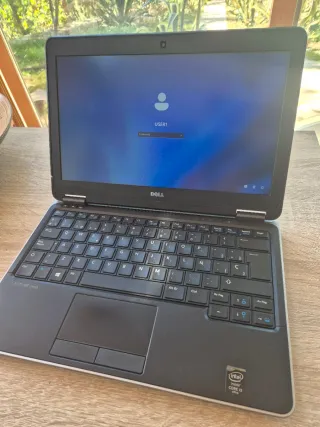 Portátil Dell Latitude E7240 i5 8GB SSD