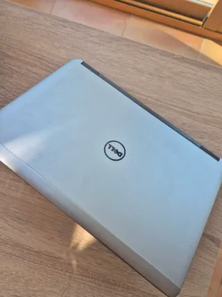 Portátil Dell Latitude E7240 i5 8GB SSD