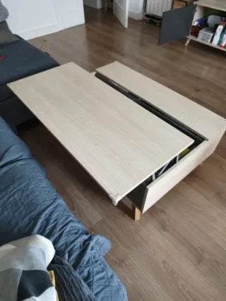 Mueble de salón con mesa elevable