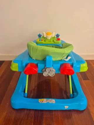 Tacatá infantil con centro de actividades