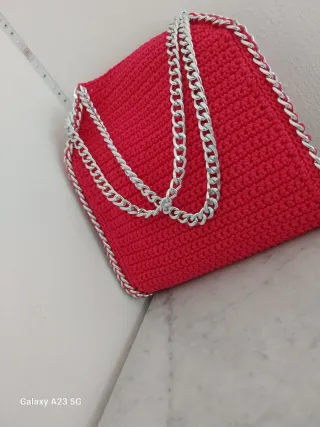 Borsa tracolla fucsia Farabella