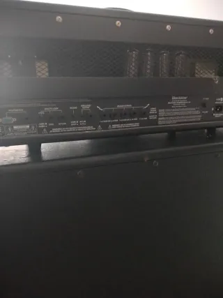 Blackstar HT Metal 100W Válvulas + Pantalla Randal