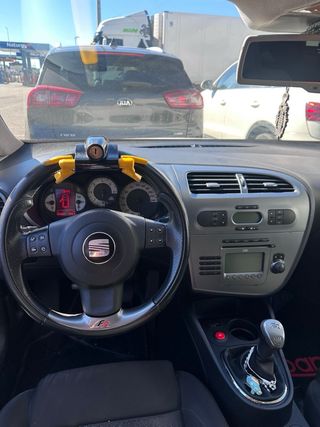 SEAT LEÓN MK2 FR 1  2.0 TDI