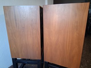 Altavoces Spendor S100 con pies