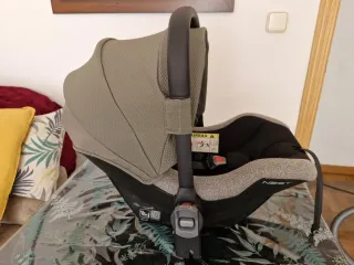 Silla Jane Newell Trio