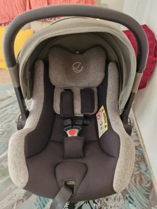 Silla Jane Newell Trio