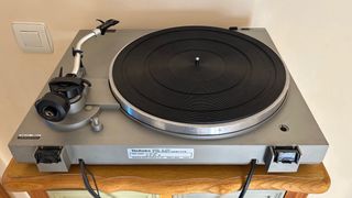 Tocadiscos Technics SL 303 Semi-Automático